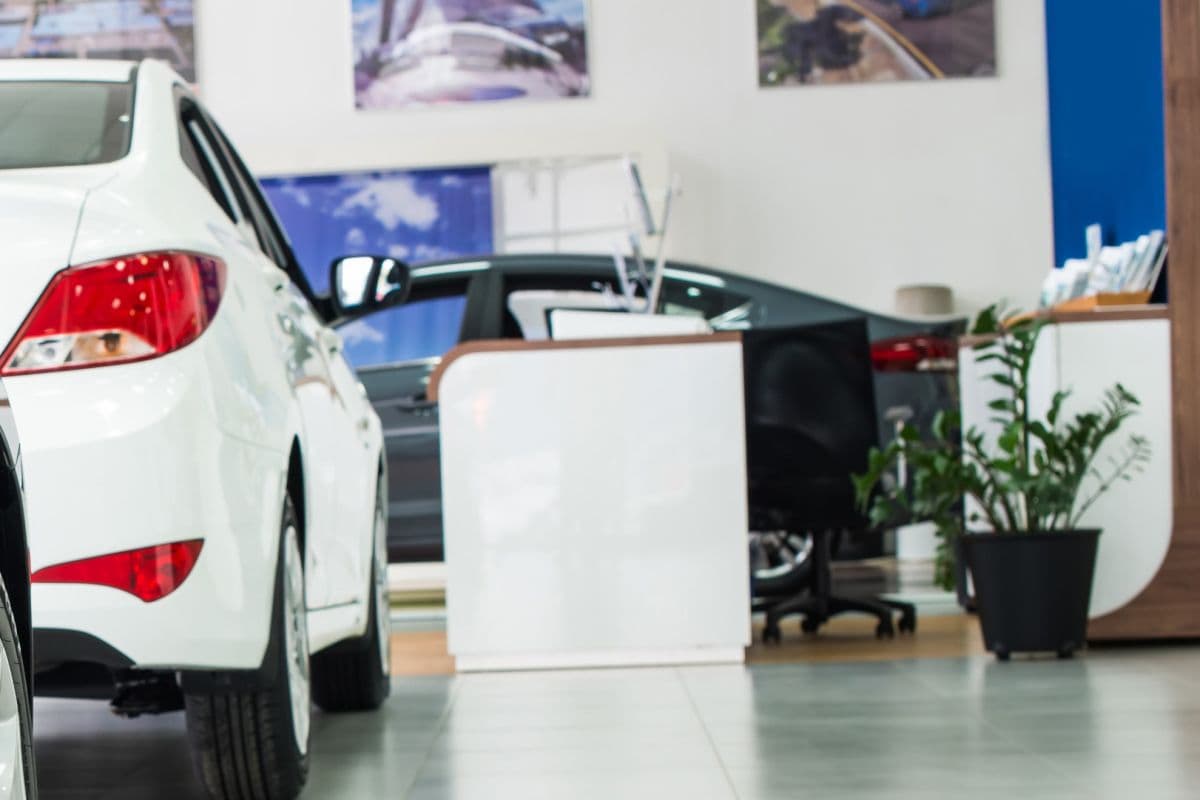 Car dealer